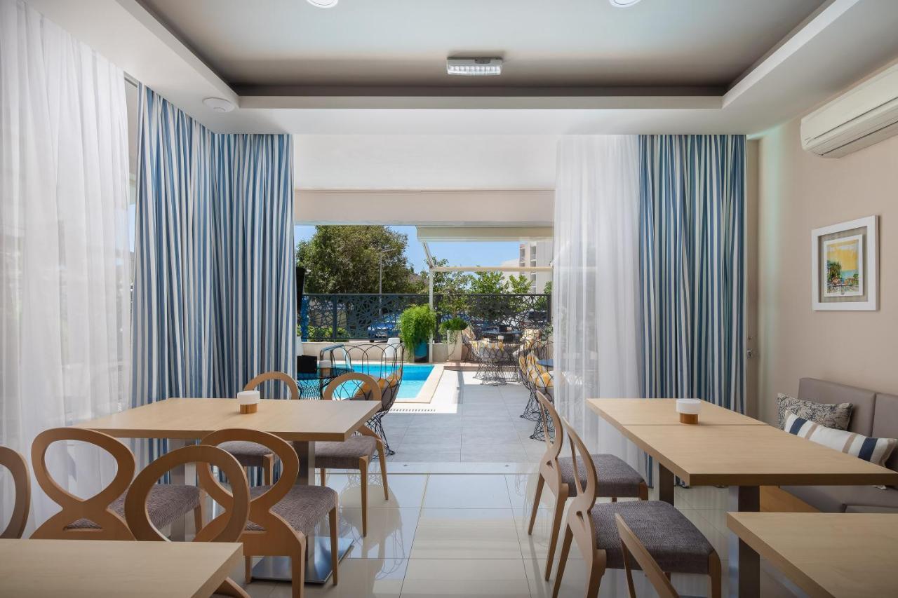 טוצפי Aparthotel Flora מראה חיצוני תמונה